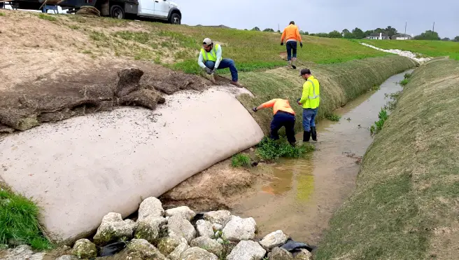 ShoreSOX service professionals restoring the shoreline of a stream.
